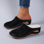 House Slippers – Cushioned Indoor Shoes with a Supportive Sole
