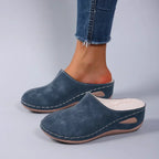 House Slippers – Cushioned Indoor Shoes with a Supportive Sole