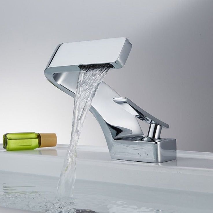 SleekFlow - Modern gebogen kraan voor maximaal comfort 1