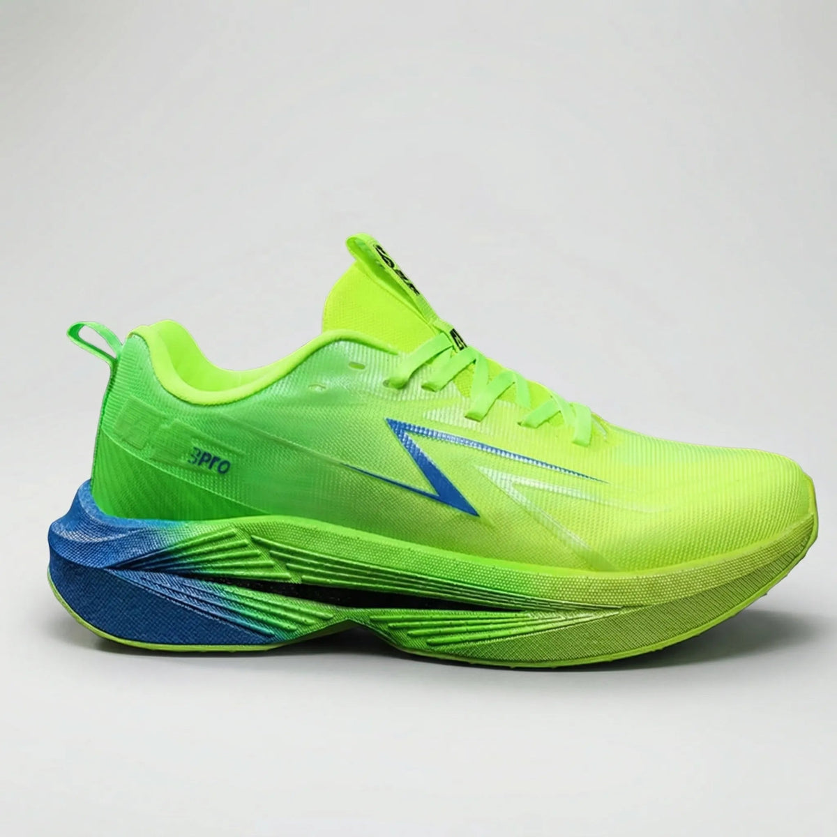 Thrives Outdoor | Stridovex Lightweight Carbon Plate Running Shoe 0