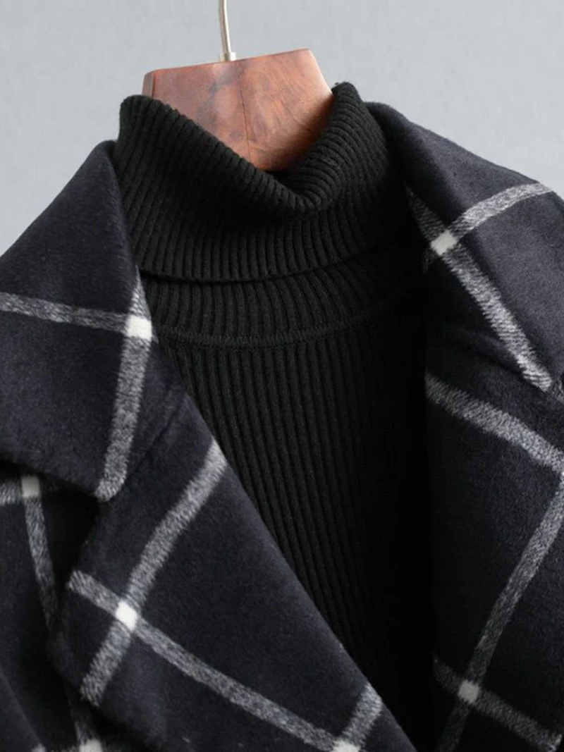 Valenne | Elegant Checked Coat 5